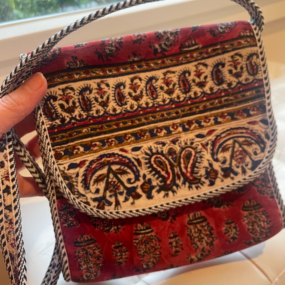 Traditional Oriental Bag- Rug Pattern